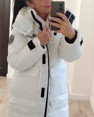 Lakkozott fehér kabát